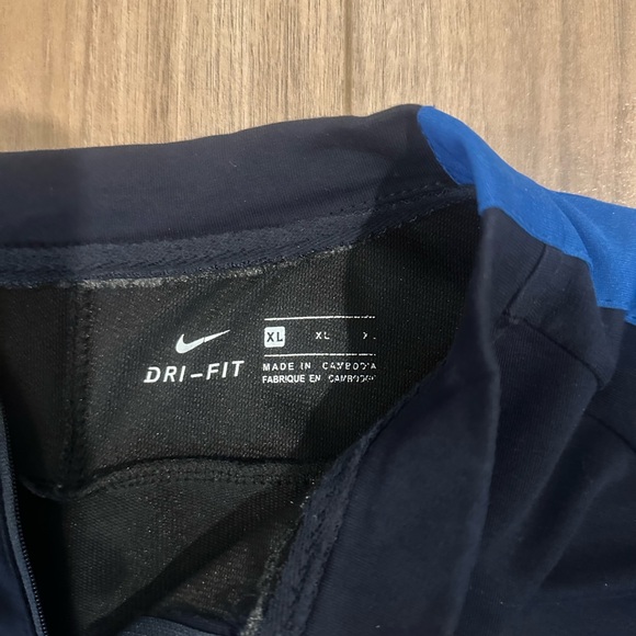 Nike Barcelona FC jersey training sweatshirt 2016 swoosh - Picture 2 of 6